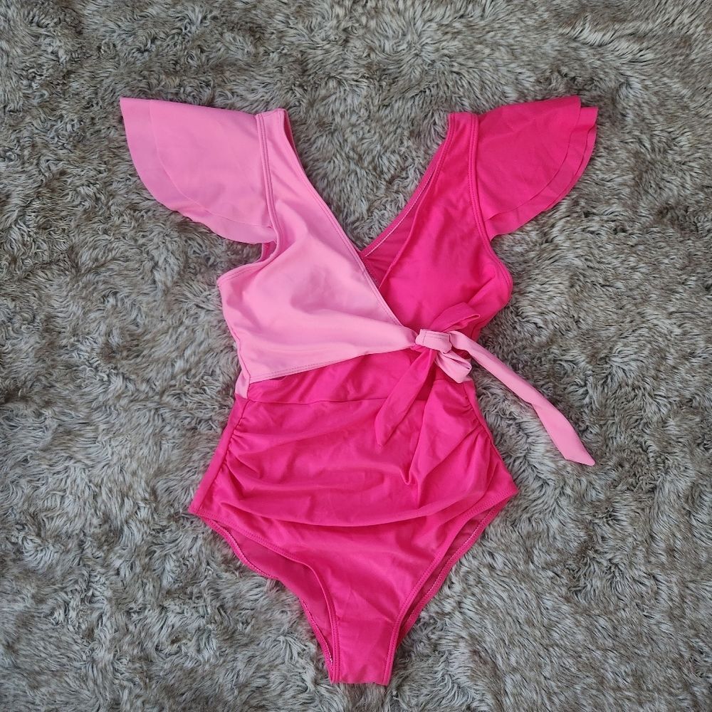 Unbranded One Piece‎ Wrap Top Flutter Sleeve Swimsuit Pink Women's Size Small